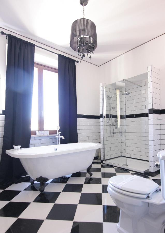 An Deluxe Suites Анкона Экстерьер фото