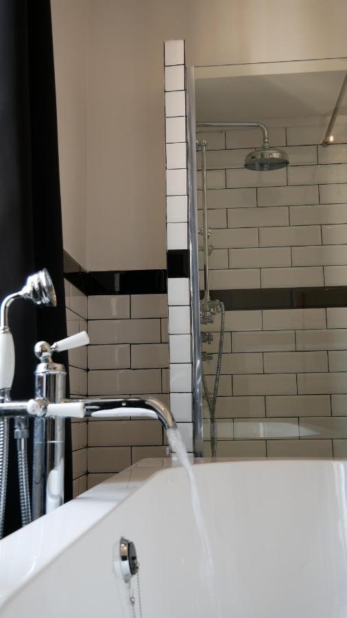 An Deluxe Suites Анкона Экстерьер фото